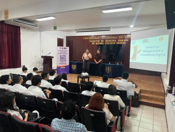 Se llev&oacute; a cabo la pl&aacute;tica informativa &ldquo;Derechos, Obligaciones y Ciudadan&iacute;a Digital&rdquo;