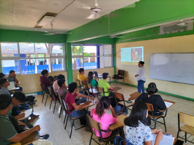 Se impartió la plática &quot;Protocolo de Actuación ante situaciones de Violencia, Violencia de Género, Hostigamiento, Acoso Sexual y Discriminación&quot; en la Facultad de Ciencias Agrícolas