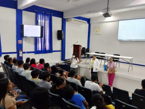 Se realiz&oacute; el taller &ldquo;VIH y enfermedades de transmisi&oacute;n Sexual y violencia de g&eacute;nero" en la  Escuela de Ciencias Administrativas Istmo-Costa, Campus IX