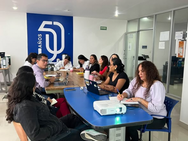 Se llev&oacute; a cabo este lunes en las instalaciones de la DDHU, la pl&aacute;tica &ldquo;Arquitectura del riesgo: regular la IA en la Universidad P&uacute;blica&rdquo;, impartida por el Dr. Omar David Jim&eacute;nez Ojeda
