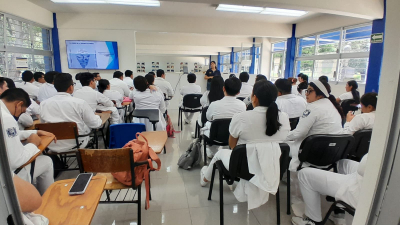 Se realizó el Taller &quot;Espacios Libres de Violencia en el Servicio Social&quot; en la Facultad de Medicina Humana &quot;Dr. Manuel Velasco Suárez&quot; C-IV